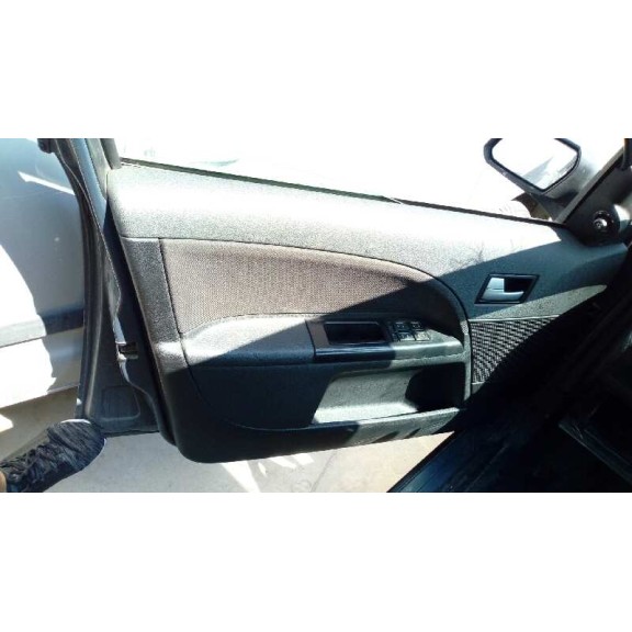 ford mondeo berlina (ge) del año 2001