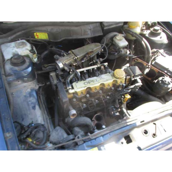 opel astra f berlina del año 1994