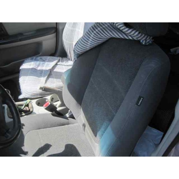 kia cerato del año 2005