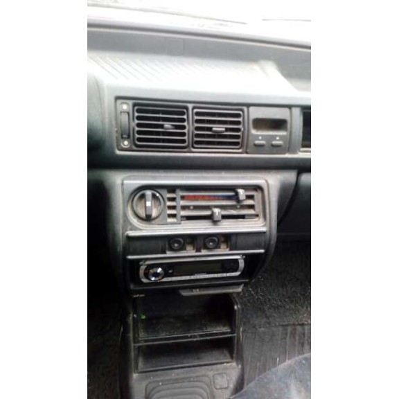 ford fiesta berlina del año 1996