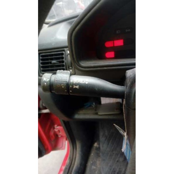 ford fiesta berlina del año 1996