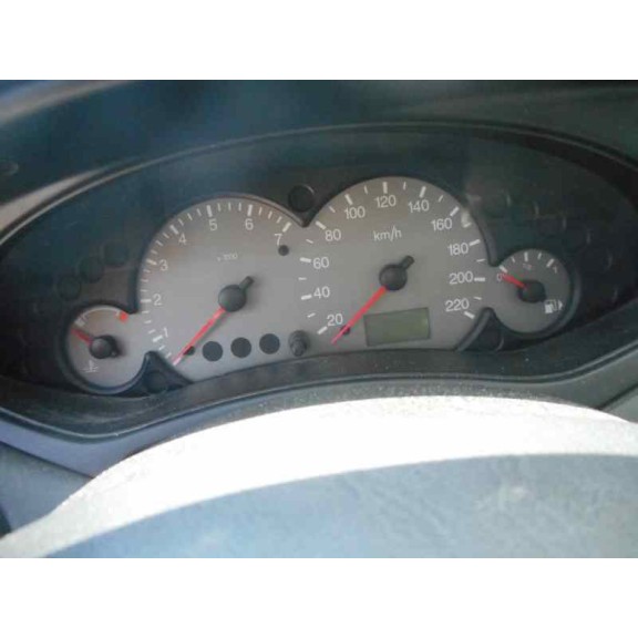 ford focus berlina (cak) del año 1999