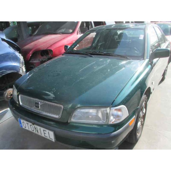 volvo s40 berlina del año 1998