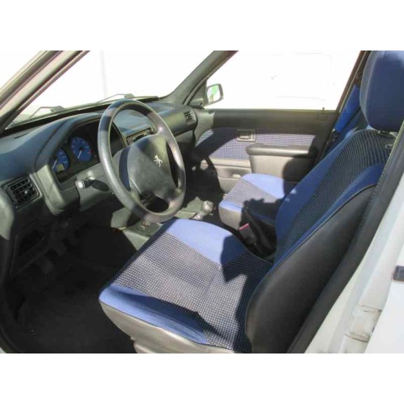 peugeot 106 (s2) del año 2001