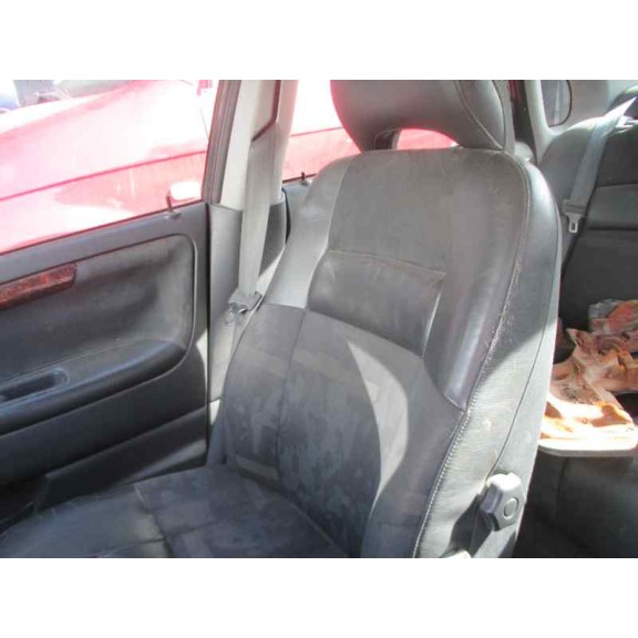 volvo s40 berlina del año 1998