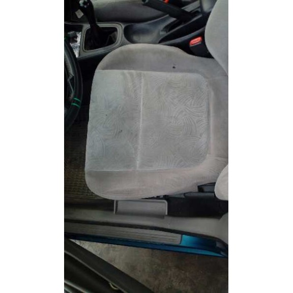 nissan almera (n16/e) del año 2001