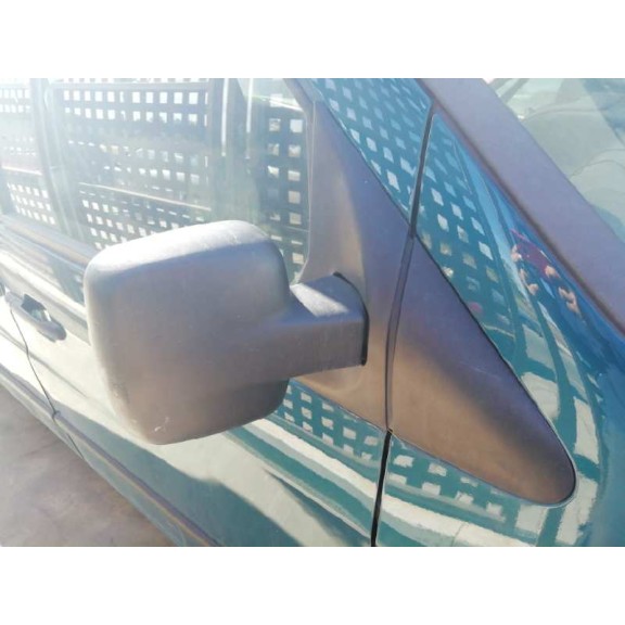 mercedes-benz vito (w638) combi del año 2000