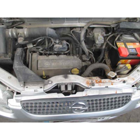 opel agila del año 2000