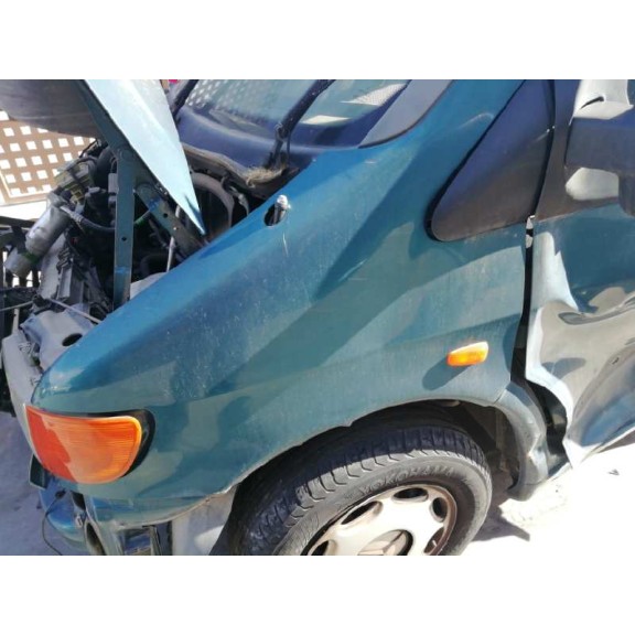 mercedes-benz vito (w638) combi del año 2000
