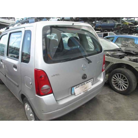 opel agila del año 2000