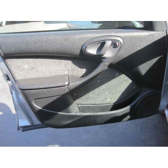 citroën xsara berlina del año 2001