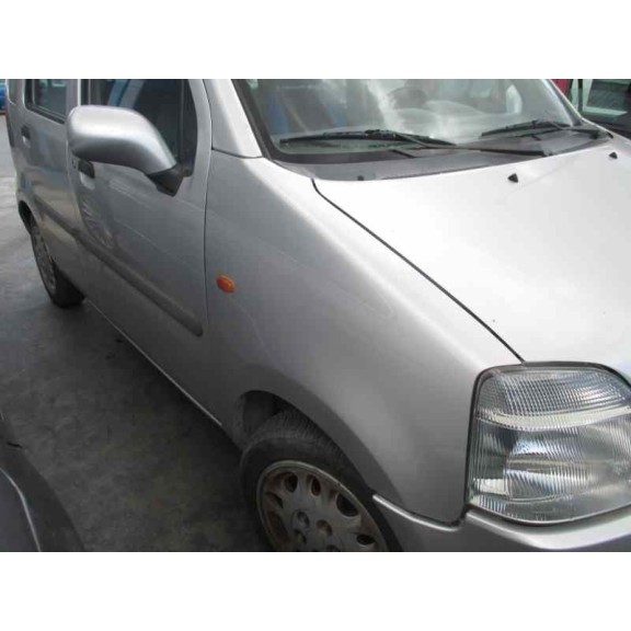 opel agila del año 2000
