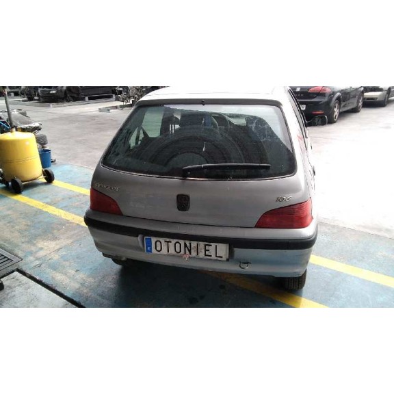 peugeot 106 (s2) del año 2000