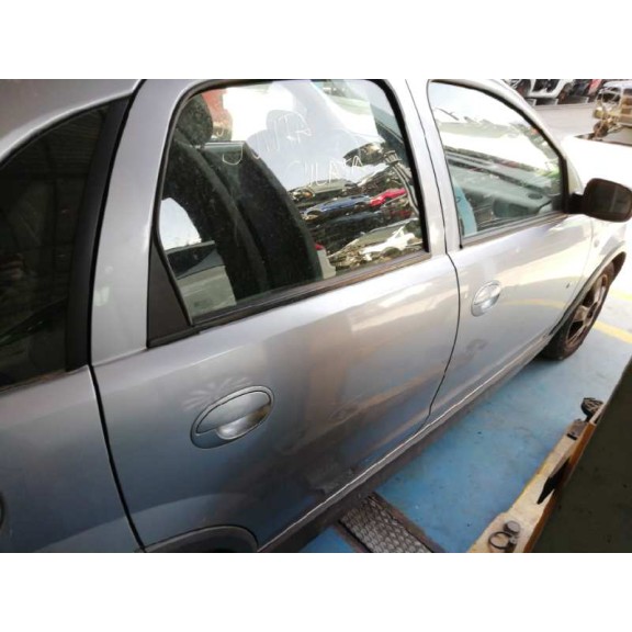 opel corsa c del año 2004