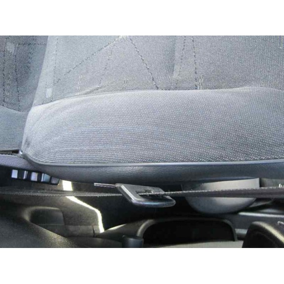 citroën xsara berlina del año 2001