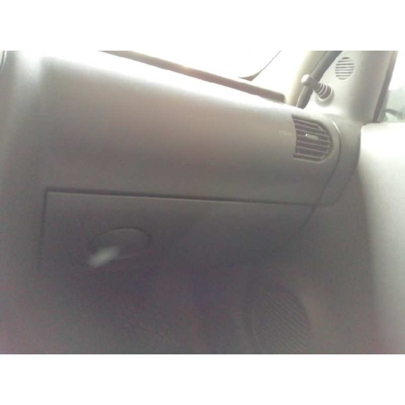 opel corsa c del año 2004