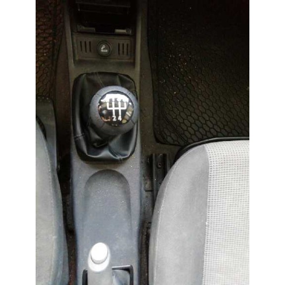 opel corsa c del año 2004