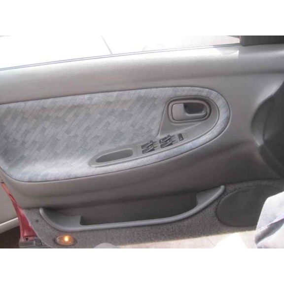 mazda 626 berlina (ge) del año 1992