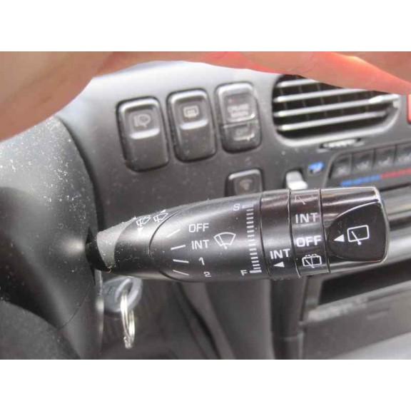 mazda 626 berlina (ge) del año 1992