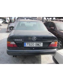 mercedes-benz clase e (w124) berlina del año 1993 2