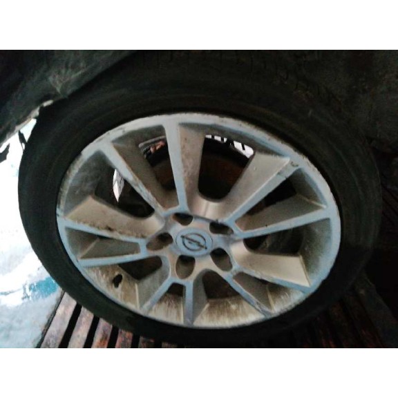 opel zafira b del año 2009