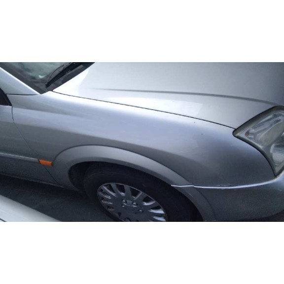 opel vectra c berlina del año 2002