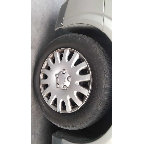 opel vectra c berlina del año 2002