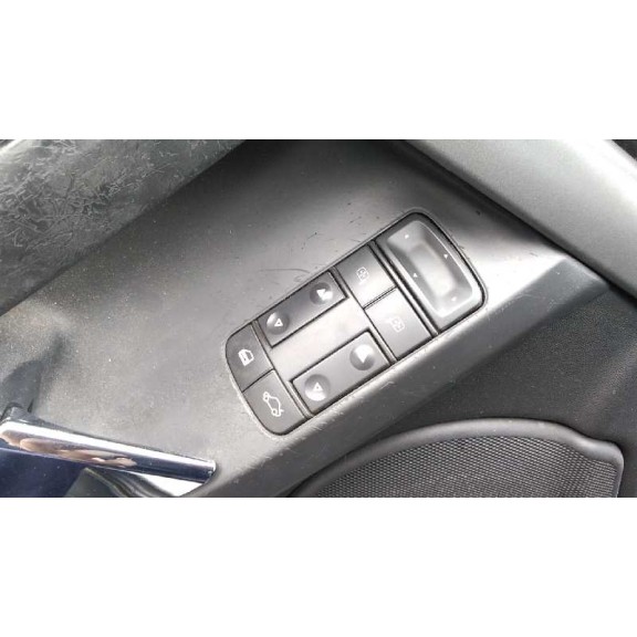 opel vectra c berlina del año 2002