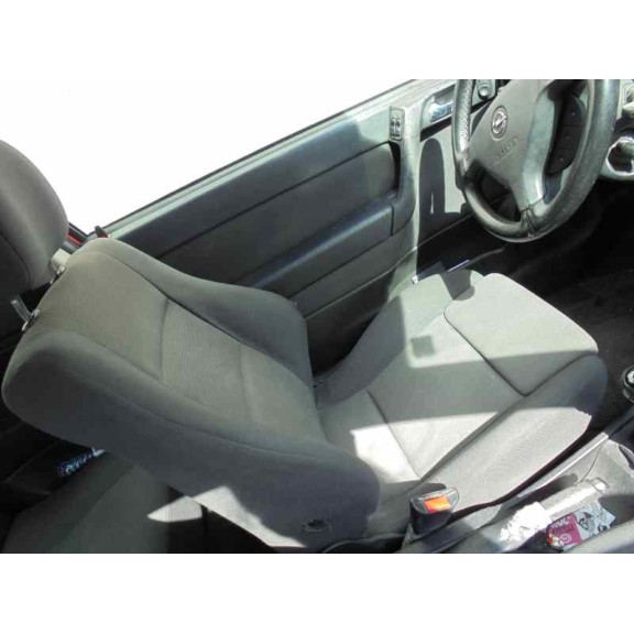 opel astra g berlina del año 2002