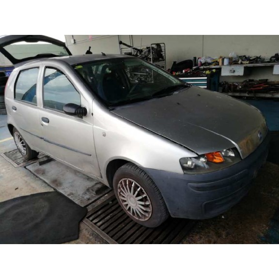 fiat punto berlina (188) del año 2000