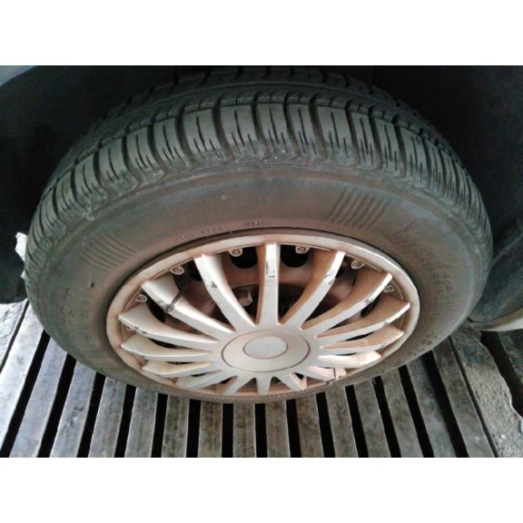 fiat punto berlina (188) del año 2000