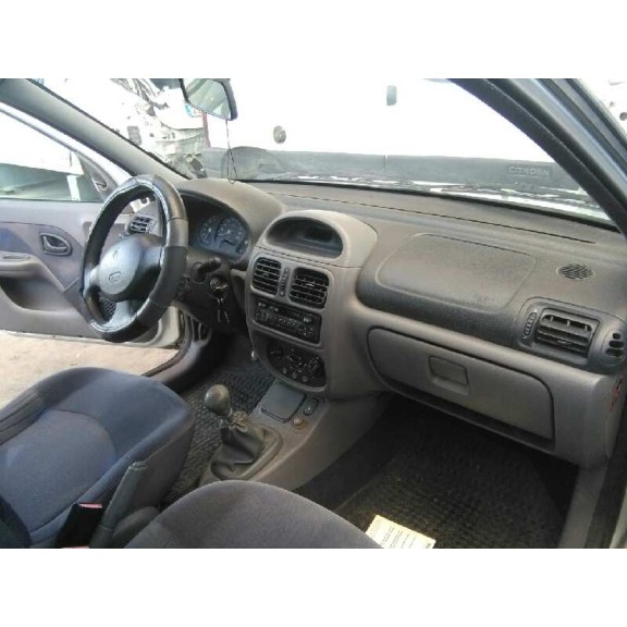 renault clio ii fase i (b/cbo) del año 1999