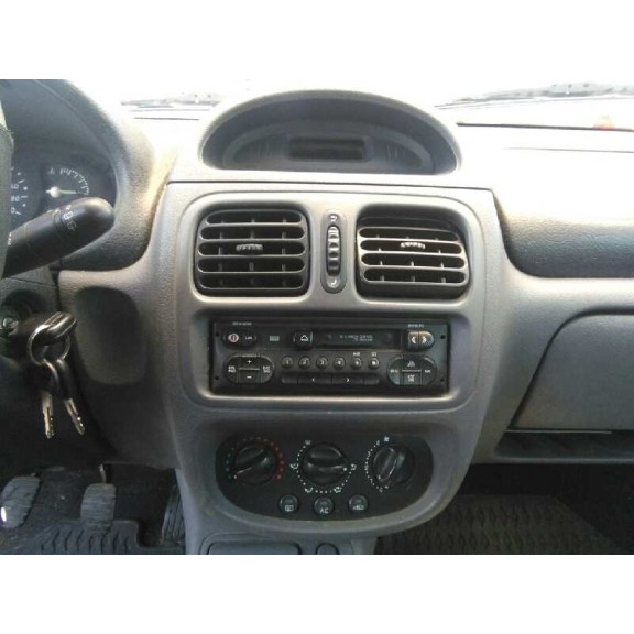 renault clio ii fase i (b/cbo) del año 1999