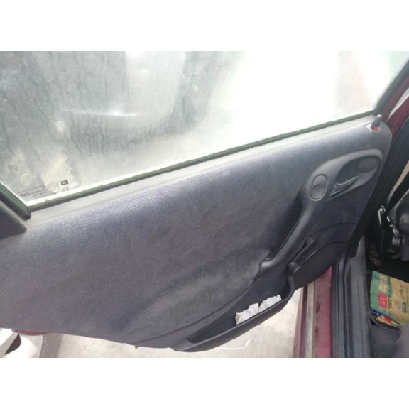 opel vectra b berlina del año 2000