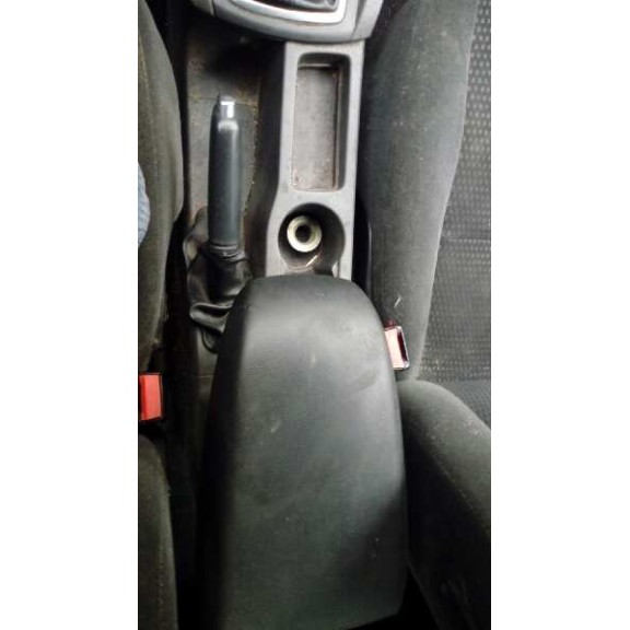 ford focus berlina (cap) del año 2007