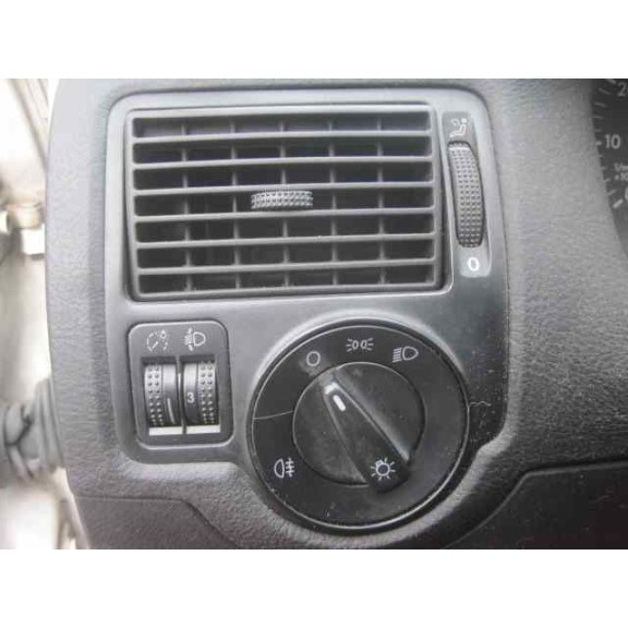 volkswagen golf iv berlina (1j1) del año 1998