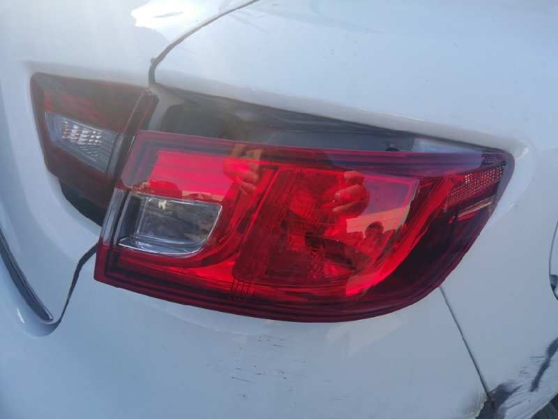 Recambio de piloto trasero derecho interior para renault clio iv limited referencia OEM IAM   