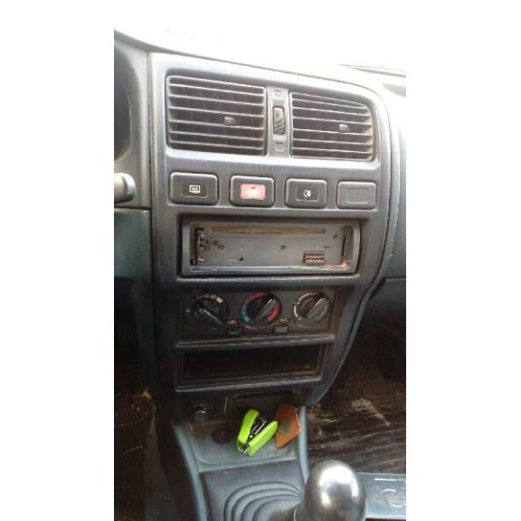 nissan almera (n15) del año 1998