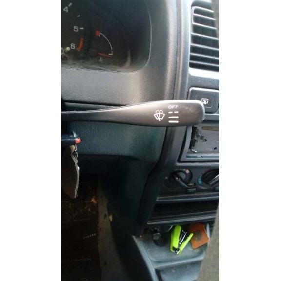 nissan almera (n15) del año 1998