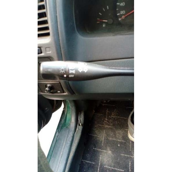 nissan almera (n15) del año 1998