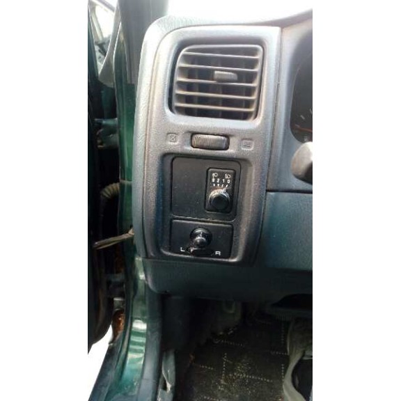 nissan almera (n15) del año 1998