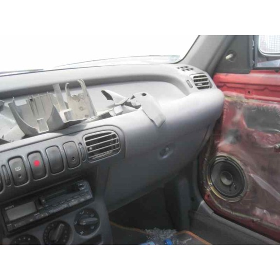 nissan micra (k11) del año 1997