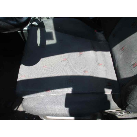 seat ibiza (6k1) del año 2001