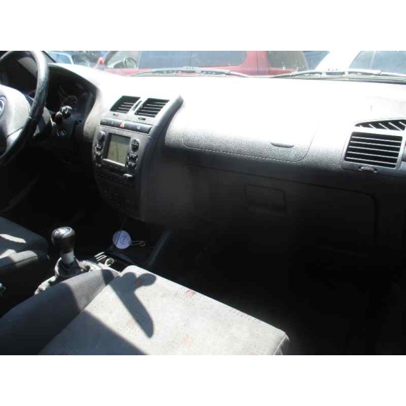 seat ibiza (6k1) del año 2001