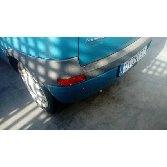 opel corsa c del año 2001