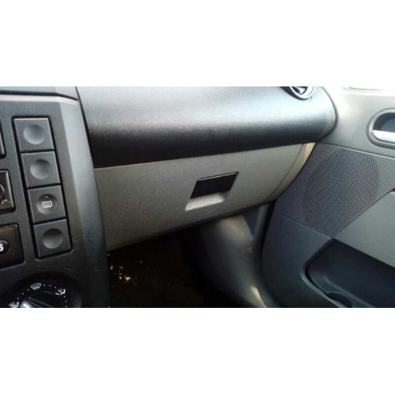 ford fiesta (cbk) del año 2003