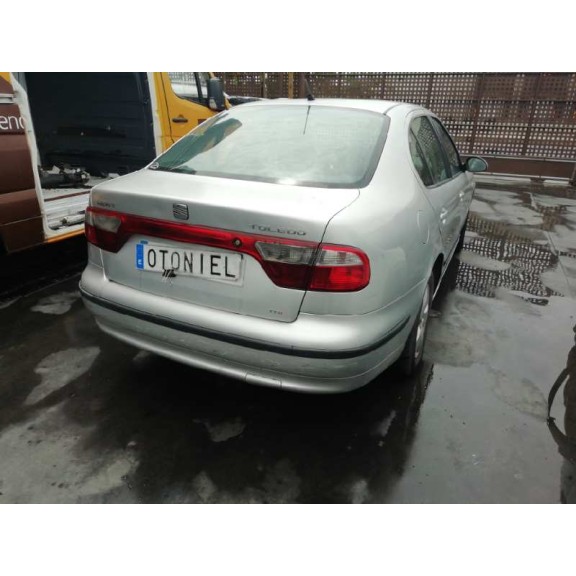 seat toledo (1m2) del año 2003