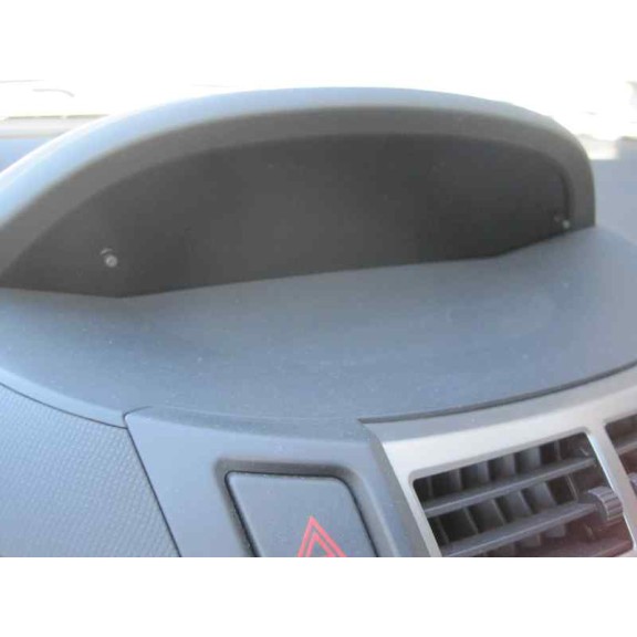 toyota yaris del año 2010