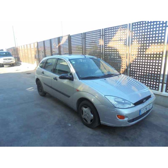 ford focus berlina (cak) del año 1999