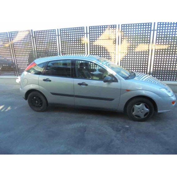 ford focus berlina (cak) del año 1999
